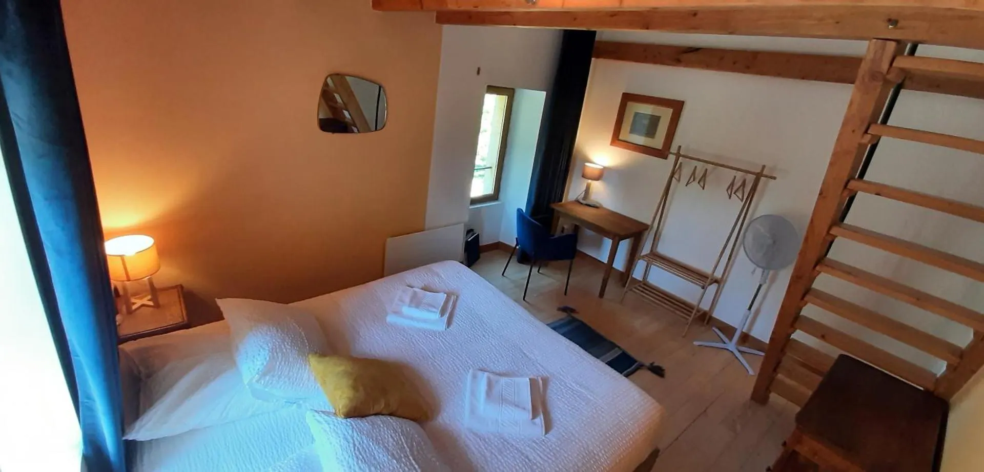 Maison Traditionnelle Avec Piscine Gourdon-en-quercy 0*,  Frankrijk